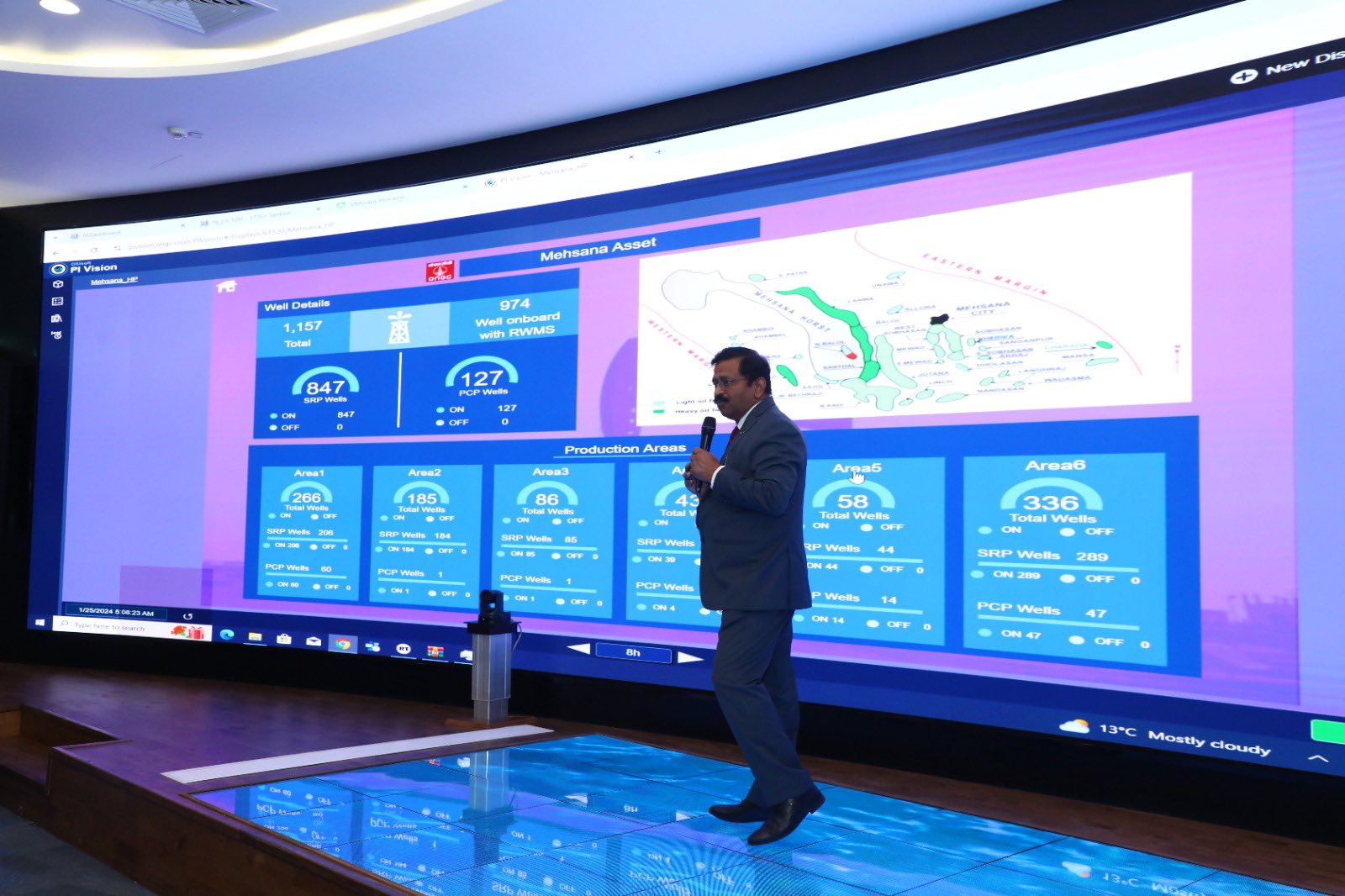T1V-ONGC-Digital-Corporate-Visualization-Center-Delhi-India-ThinkHub-62ft-curved-LED-touchwall-1