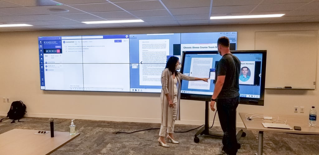 T1V-Ohio-University-OU-Heritage-College-of-Osteopathic-Medicine-thinkhub-connect-active-learning-classroom-multipanel-display-August-2020-5