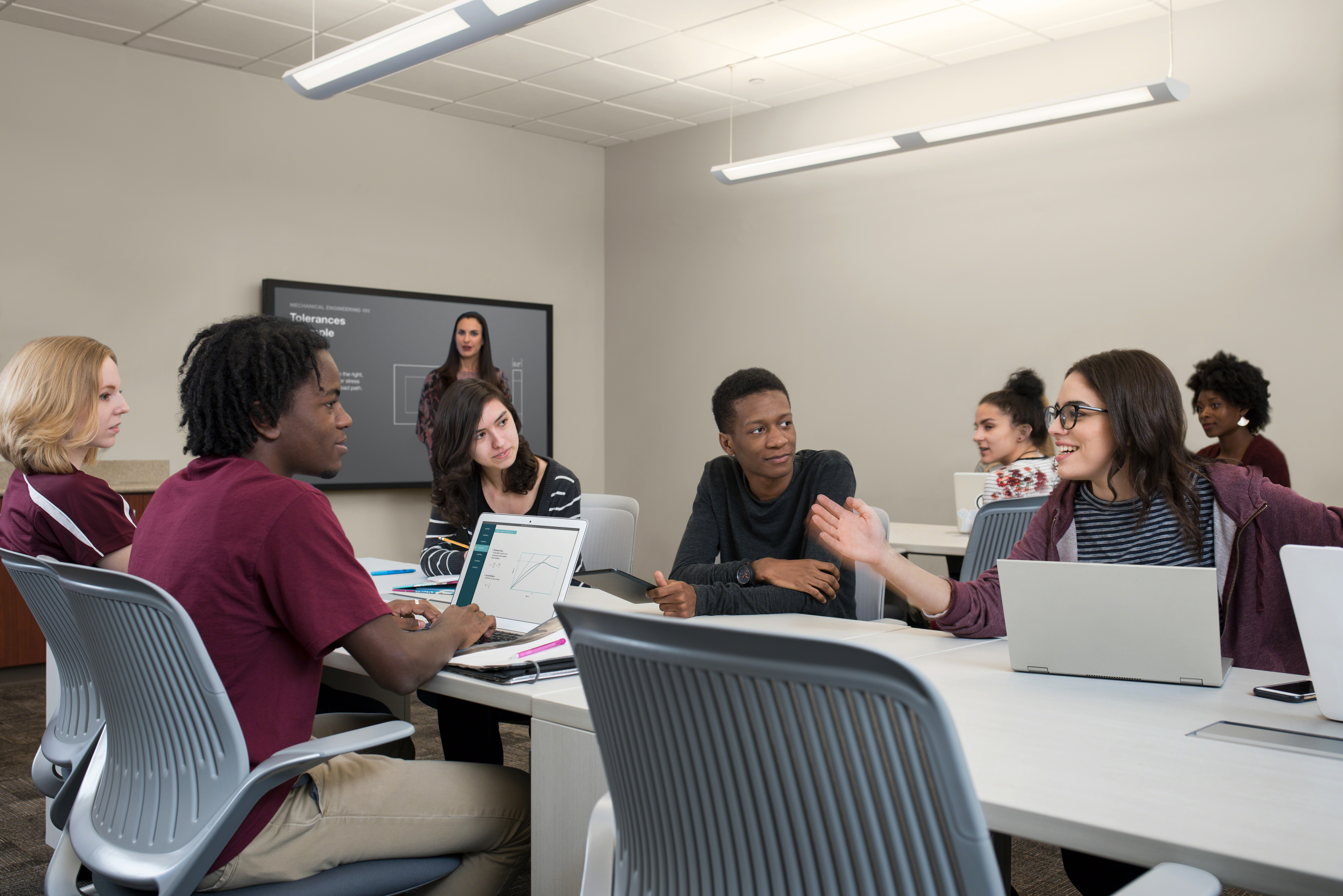 Students-explore-ThinkHub-Connect-Active-Learning-Technology-at-Texas-A&M-University